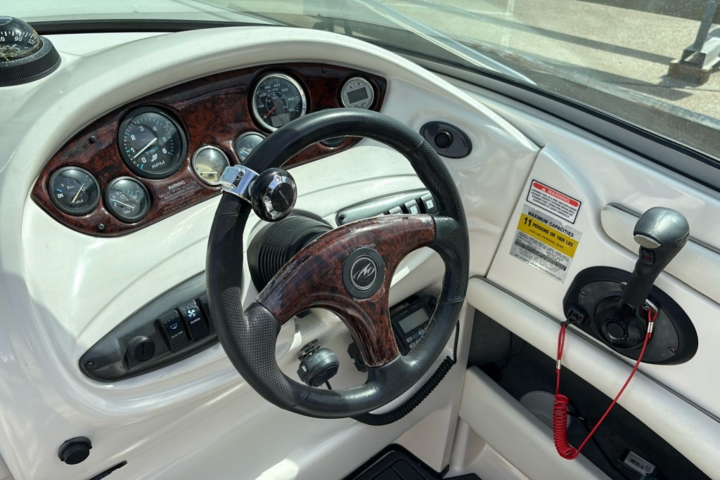 2005 Monterey 218 LS Mercruiser 4.3L V6 MPLA
