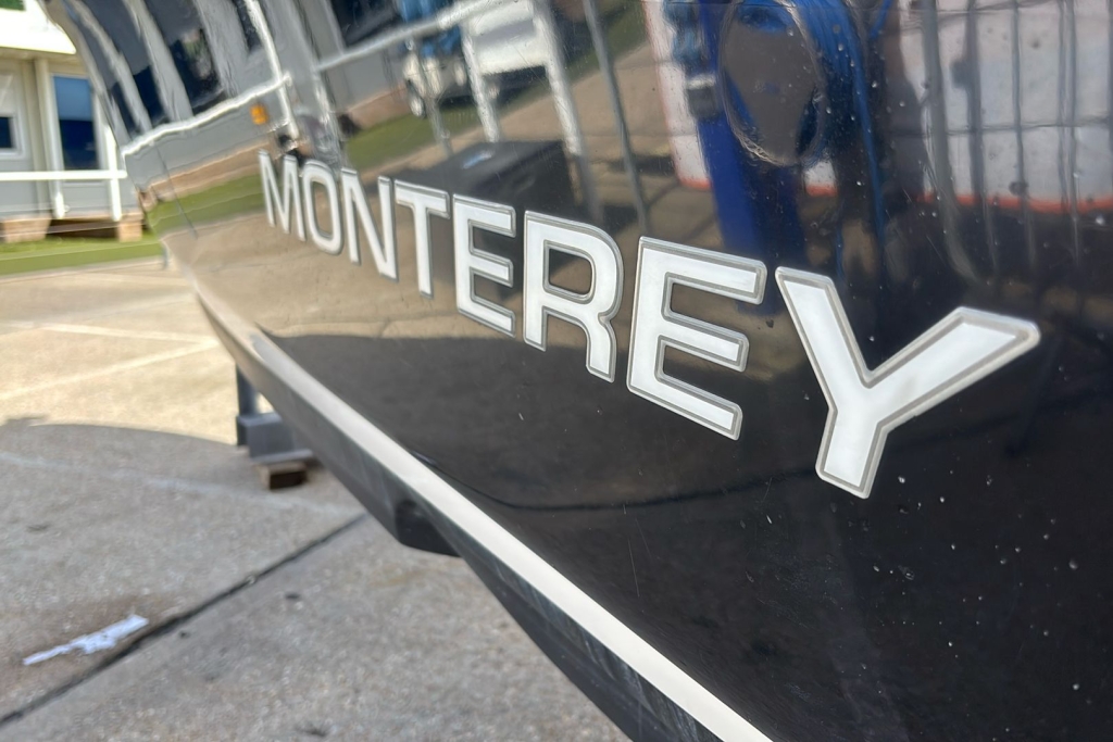 2005 Monterey 218 LS Mercruiser 4.3L V6 MPLA