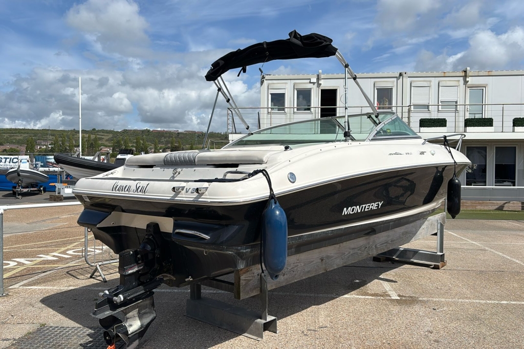 2005 Monterey 218 LS Mercruiser 4.3L V6 MPLA
