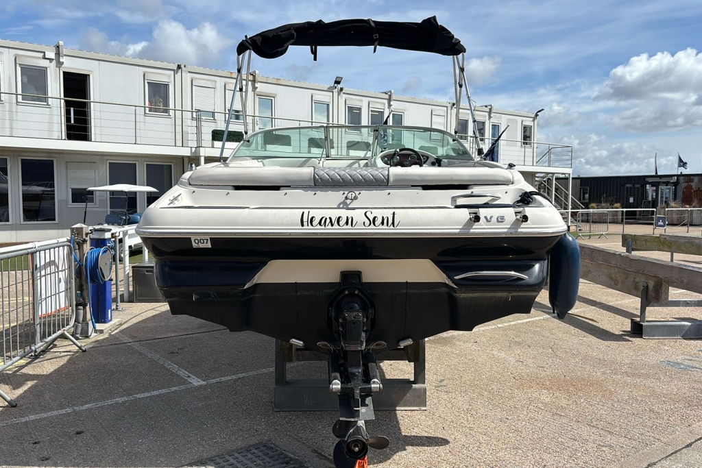 2005 Monterey 218 LS Mercruiser 4.3L V6 MPLA