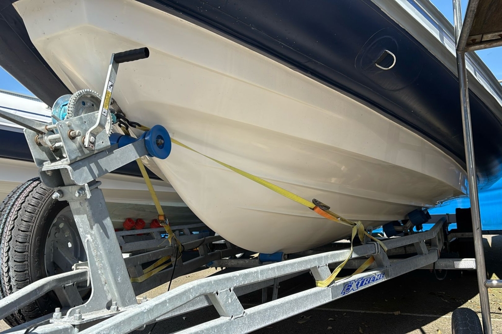 2013 Excel Virage 670 Evinrude ETEC 150 V6 Gen1
