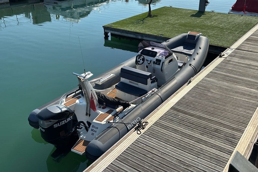 2019 Brig Eagle 8 Suzuki DF350 V6