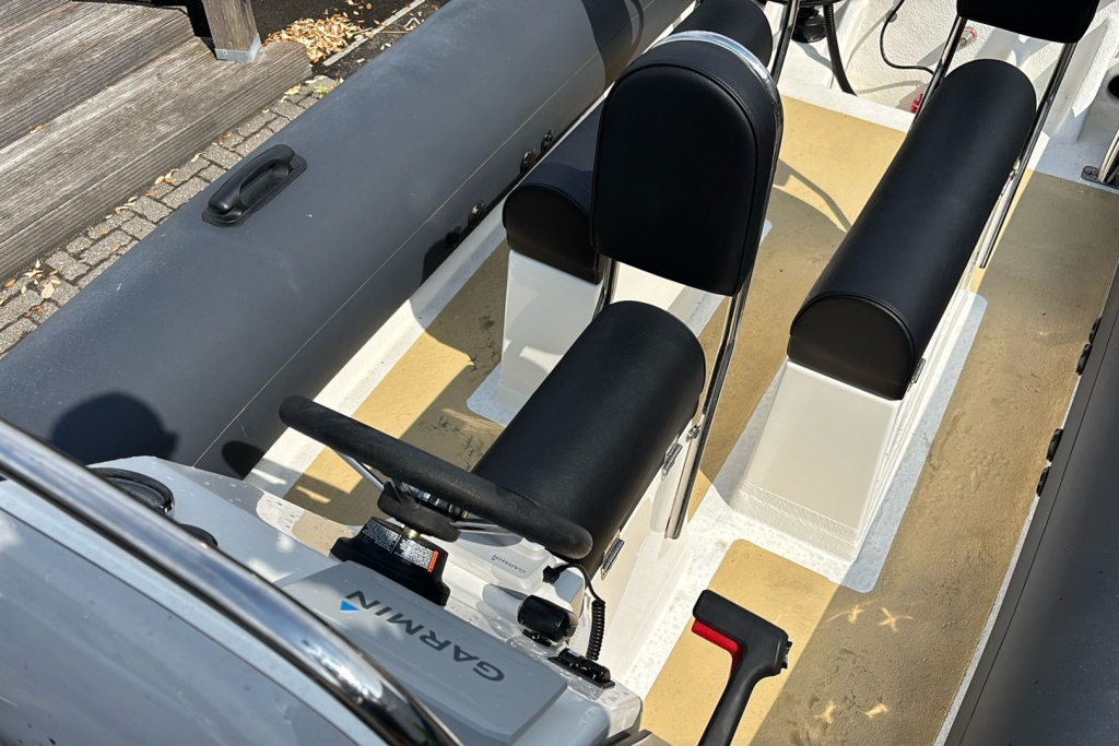2006 Ribcraft RIB 585 Mercury F115 CT Single Axle yard trailer