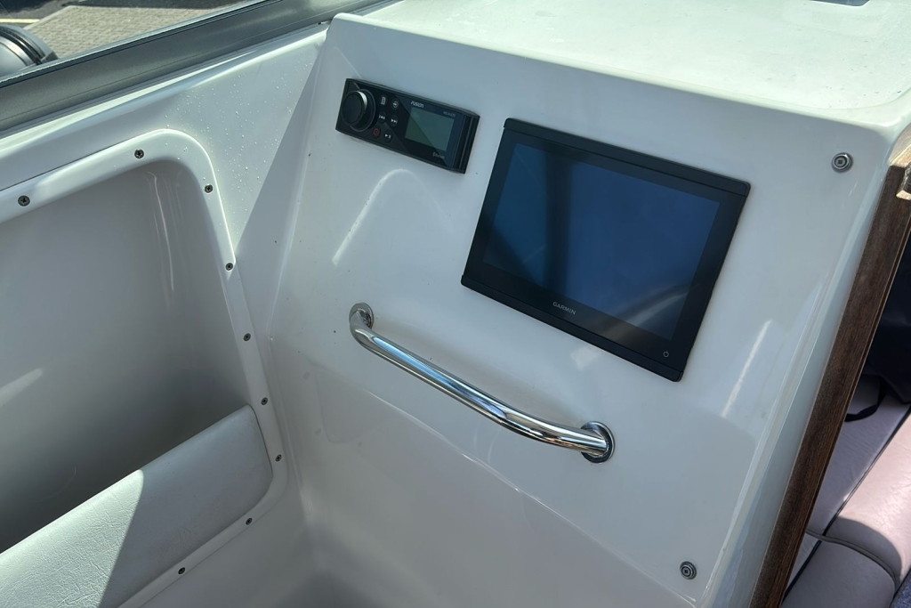2004 (2023 Refurb) Protector (Rayglass) 8.5 Twin Suzuki DF200