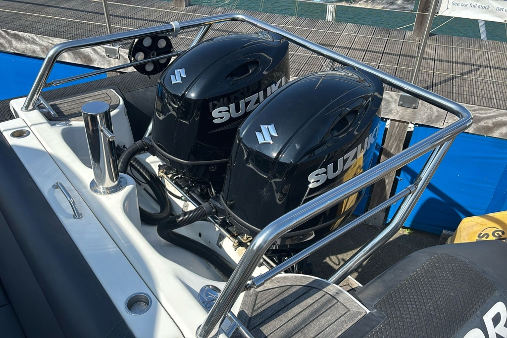 2004 (2023 Refurb) Protector (Rayglass) 8.5 Twin Suzuki DF200