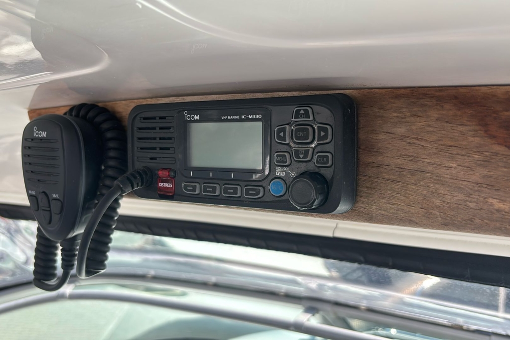 2004 (2023 Refurb) Protector (Rayglass) 8.5 Twin Suzuki DF200