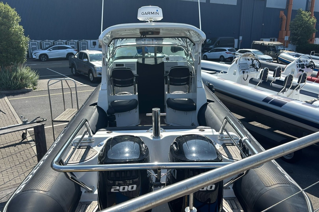 2004 (2023 Refurb) Protector (Rayglass) 8.5 Twin Suzuki DF200