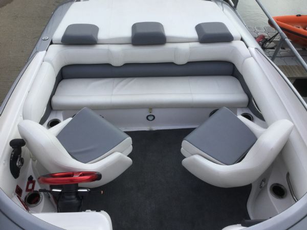 Boat Details – Ribs For Sale - Used Donzi 22SX Power with 5.0 V8 Mercruiser Inboard Engine