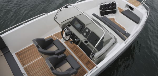Boat Details – Ribs For Sale - New Finnmaster S6 Console Boat with Yamaha Outboard Engine