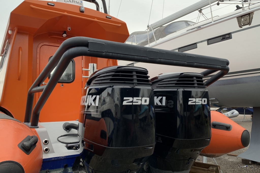 Boat Details – Ribs For Sale - Gemini  8.8 Twin DF250 V6 Drive by Wire Suzuki Outboards  2017