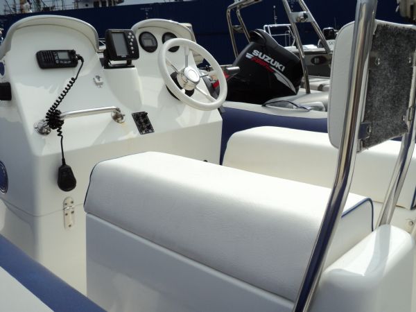 Boat Details – Ribs For Sale - Avon 6.2m with Yamaha F115HP 4 Stroke Outboard Engine and Roller Trailer