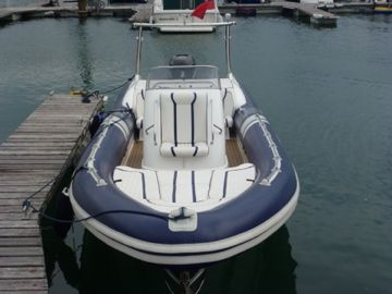 Boat Details – Ribs For Sale - Cobra 8.6m RIB with Mercury Verado 300HP Outboard Engine