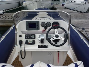 Boat Details – Ribs For Sale - Cobra 8.6m RIB with Mercury Verado 300HP Outboard Engine