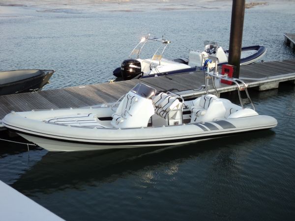 Boat Details – Ribs For Sale - Cobra 7.6m RIB with Yamaha me422sti Inboard Diesel Engine