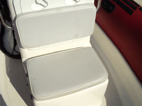 Boat Details – Ribs For Sale - Zodiac 6.0m Pro RIB with Evinrude 90HP ETEC Outboard Engine