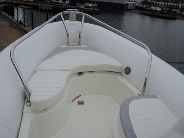Boat Details – Ribs For Sale - Zodiac Yachtline Deluxe 4.2m RIB Honda 50HP 4 Stroke Engine