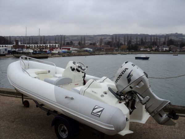 Boat Details – Ribs For Sale - Zodiac Yachtline Deluxe 4.2m RIB Honda 50HP 4 Stroke Engine