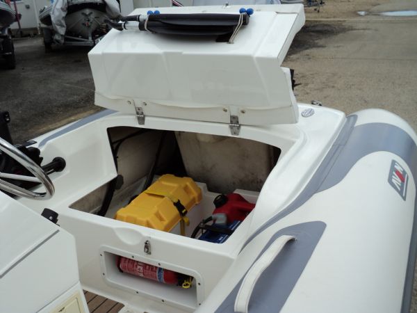 Boat Details – Ribs For Sale - Avon Seasport 320DL De Luxe RIB with Mariner 25HP 4 Stroke Outboard Engine