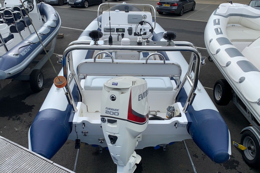 1679 - BALLISTIC 650 SPORT RIB WITH EVINRUDE ETEC 200 ENGINE_3.jpg