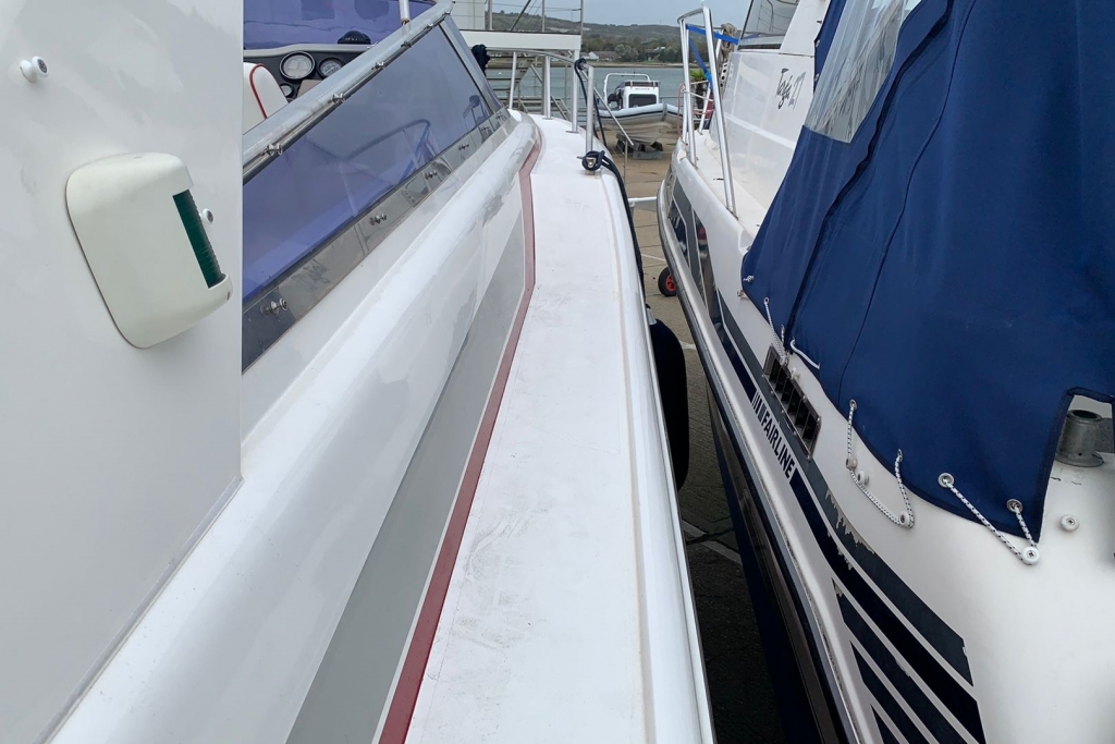 Boat Details – Ribs For Sale - Sunseeker Tomahawk 37 Sports Cruiser Volvo AD41P 2 x 200 1990