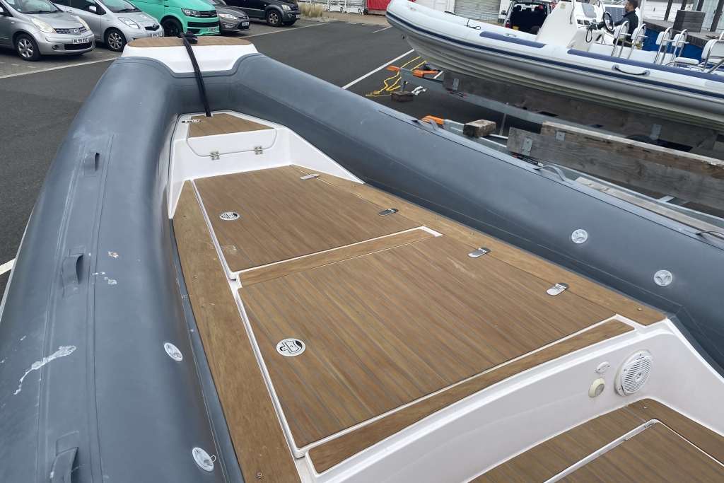 Boat Details – Ribs For Sale - 2012 Stingher 800 GT Mercury Verado 300