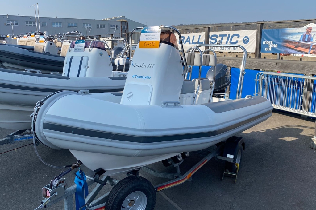 Boat Listing - 2019 Ballistic RIB 4.2 Yamaha F40F SBS 750kg Roller
