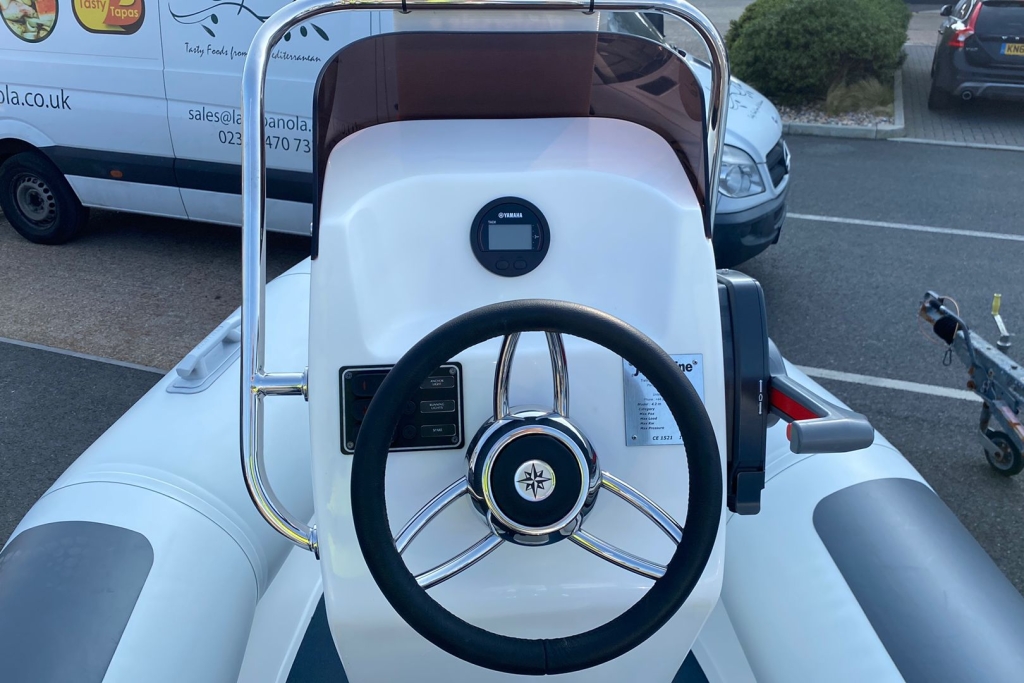 2019 Ballistic RIB 4.2 Yamaha F40F SBS 750kg Roller