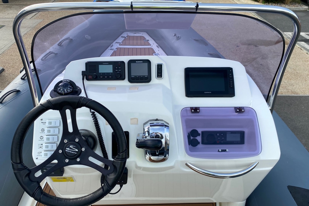 Boat Details – Ribs For Sale - 2018 Brig Eagle 650 Suzuki DF200 Extreme 1500kg Roller