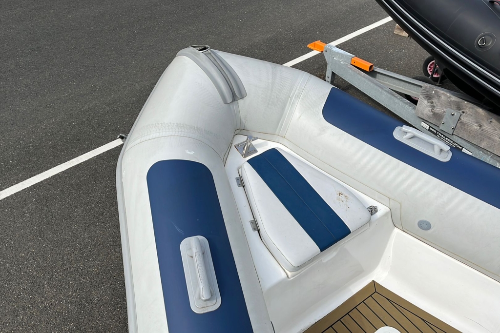 2009 Ballistic RIB 5.5 Evinrude ETEC 90 Indespension single axle trailer