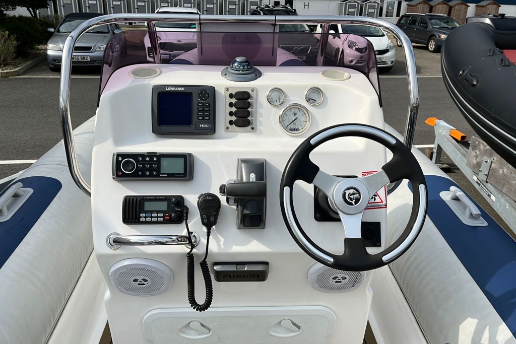 2009 Ballistic RIB 5.5 Evinrude ETEC 90 Indespension single axle trailer