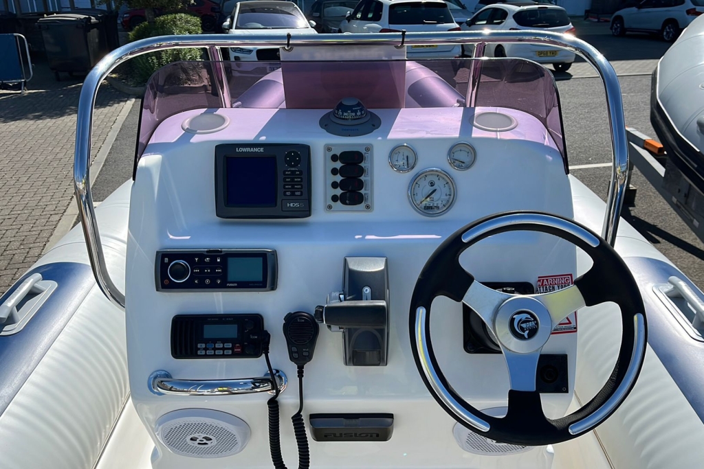 2009 Ballistic RIB 5.5 RIB ETEC 90 90 1100kg Roller