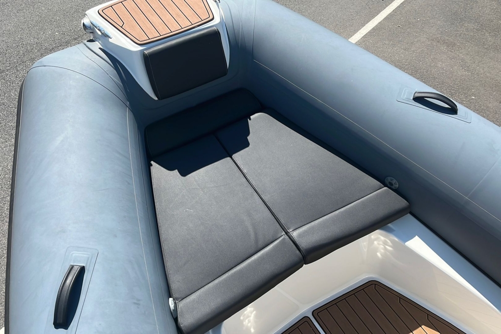 Boat Details – Ribs For Sale - 2022 Brig Eagle 8 Suzuki DF350 Duo-Prop