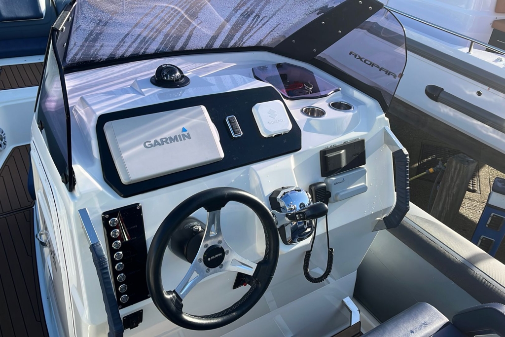 Boat Details – Ribs For Sale - 2019 Brig Eagle 8 RIB Suzuki DF350 Duo-prop