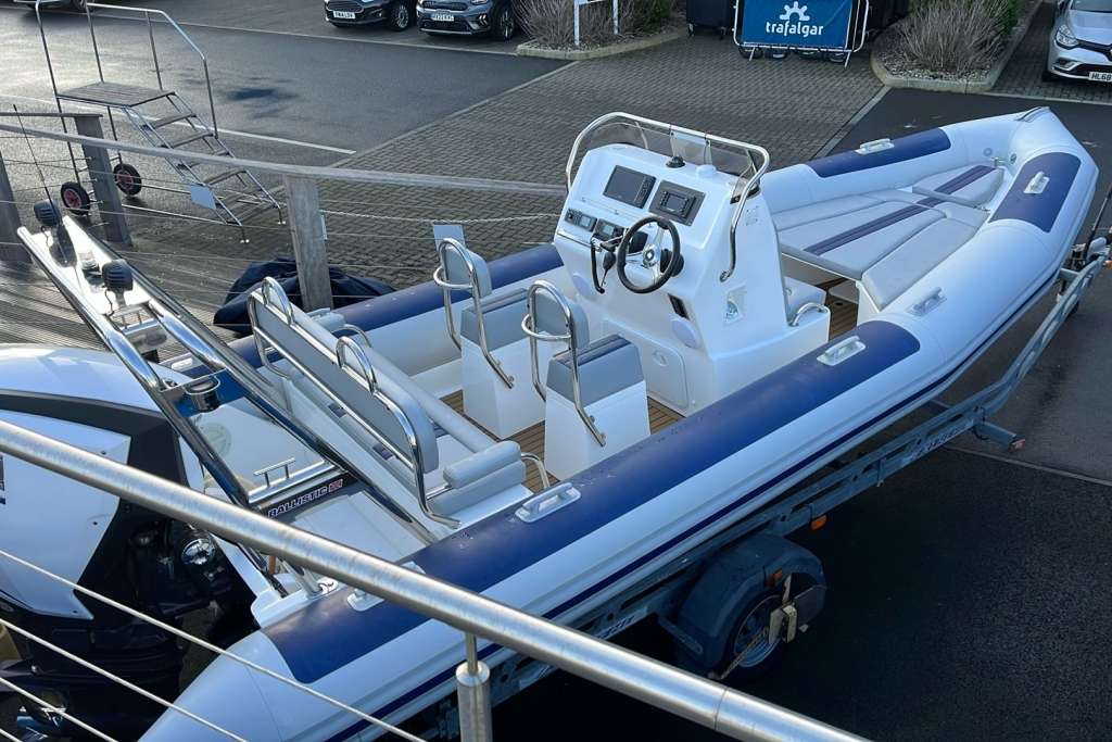 2016 Ballistic 6.5 RIB Evinrude ETEC Gen2 200 V6 H.O.