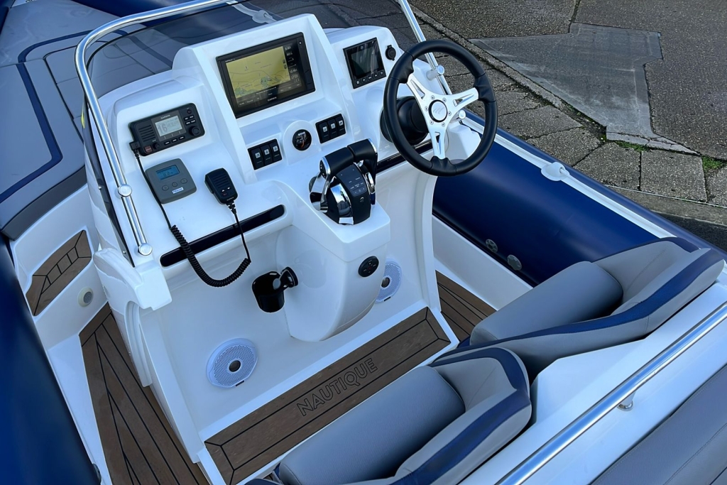 Boat Details – Ribs For Sale - 2018 Cobra RIB 8.7 Twin engine Mercury Verado 225 V6