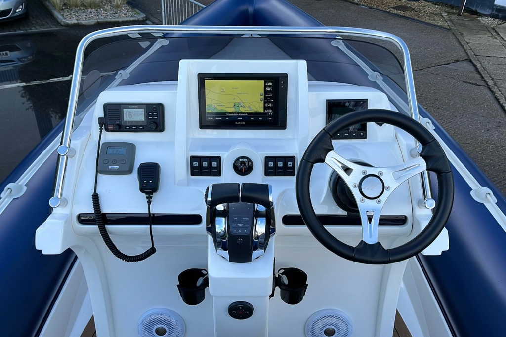 Boat Details – Ribs For Sale - 2018 Cobra RIB 8.7 Twin engine Mercury Verado 225 V6