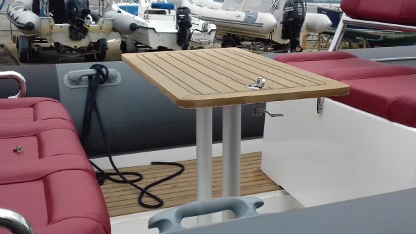 Boat Details – Ribs For Sale - Used 7.6m RIB with Suzuki DF 250HP Outboard Engine