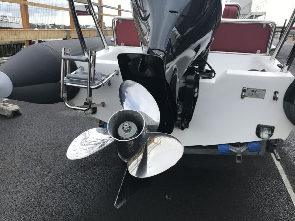 Boat Details – Ribs For Sale - Used 7.6m RIB with Suzuki DF 250HP Outboard Engine