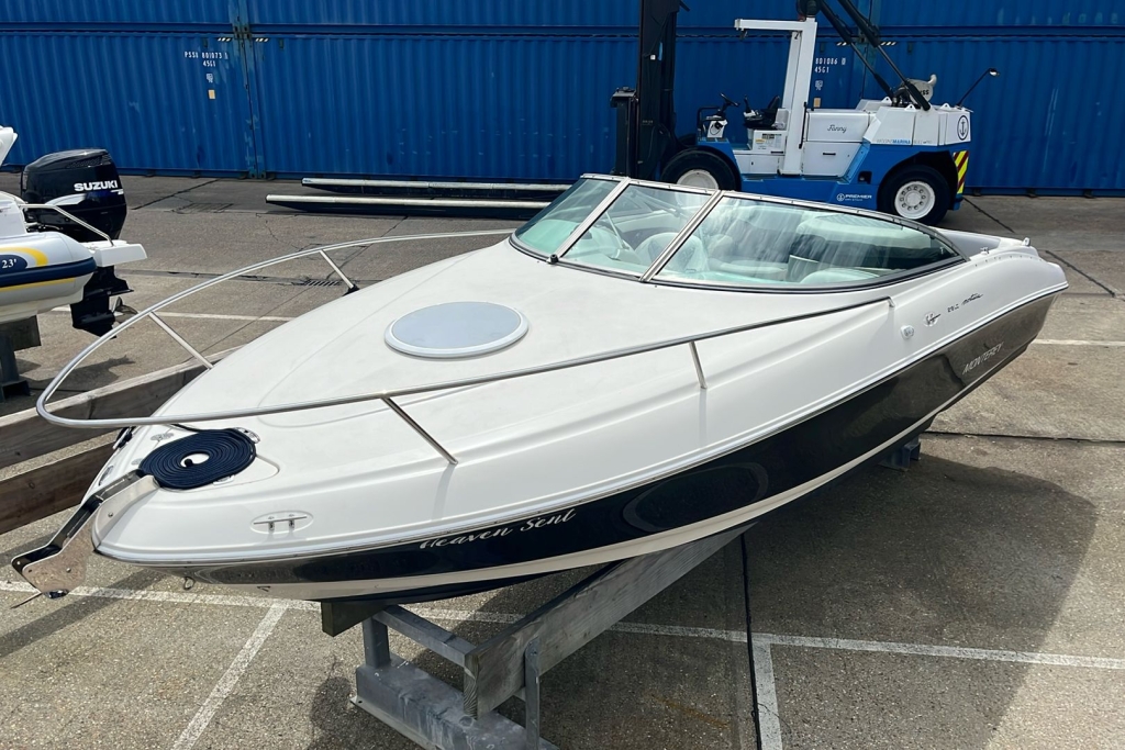 Boat Details – Ribs For Sale - 2005 Monterey Montura 218 LC Mercury 4.3L V6 3LMPLA1