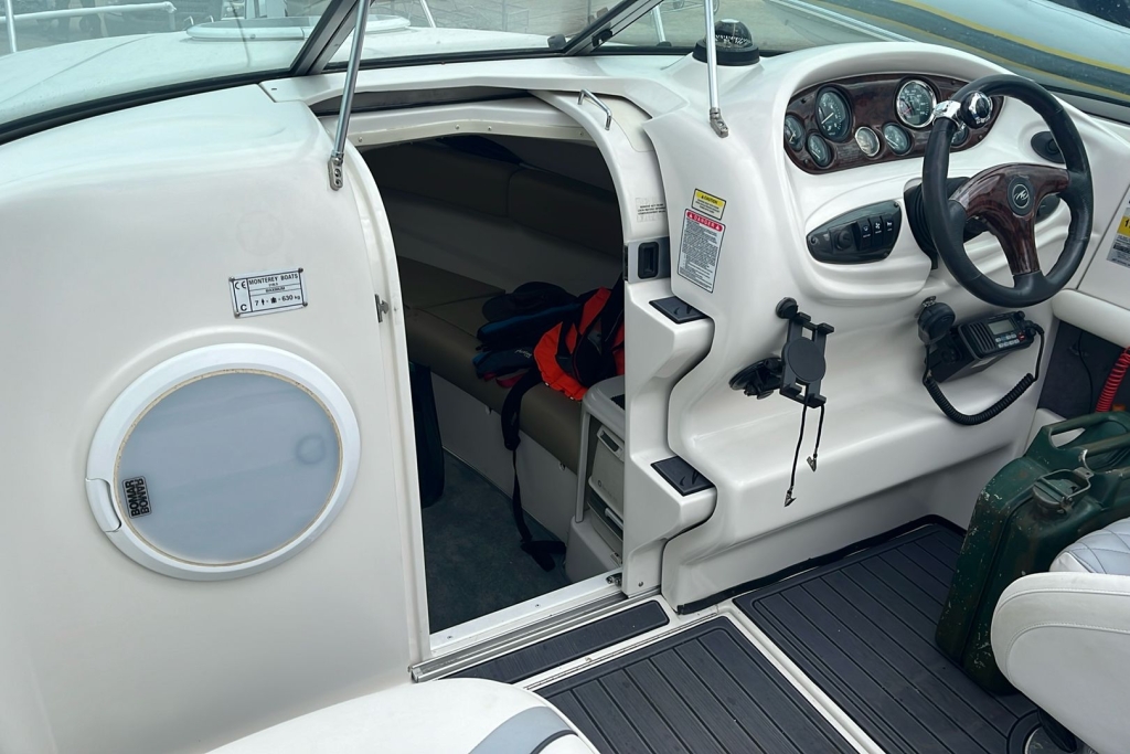 Boat Details – Ribs For Sale - 2005 Monterey Montura 218 LC Mercury 4.3L V6 3LMPLA1