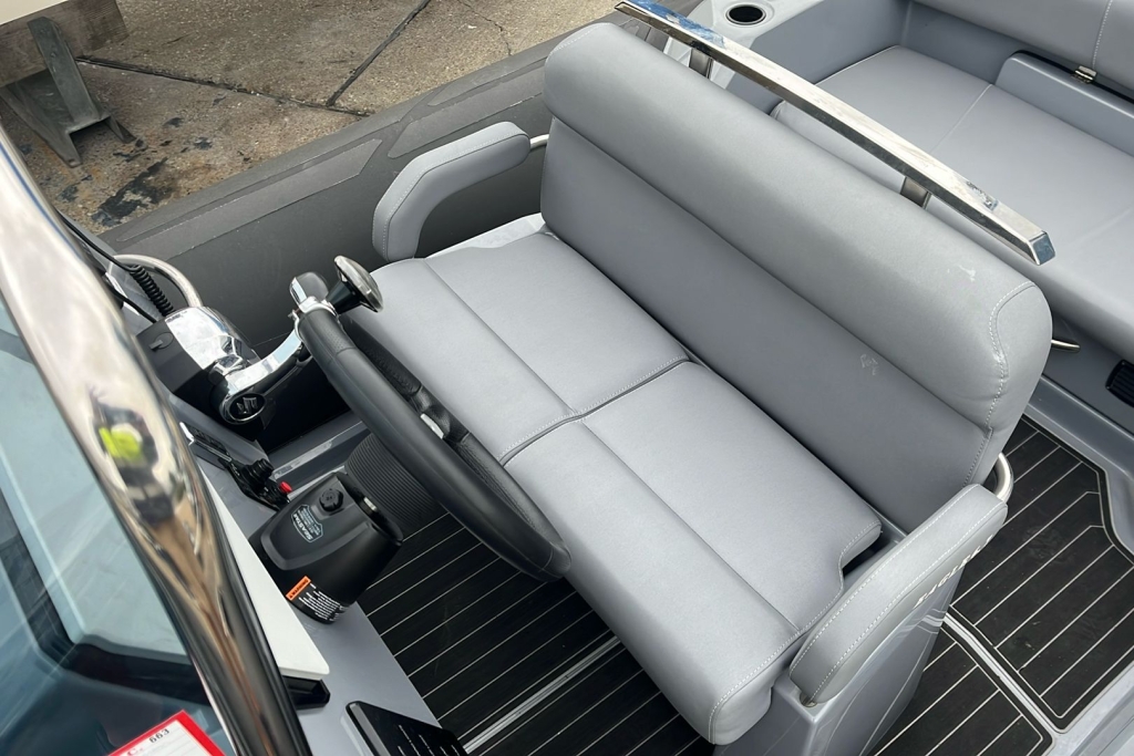 2022 Brig Eagle 6.7 Suzuki DF200 Drive-by-Wire SBS 1900 EL Trailer