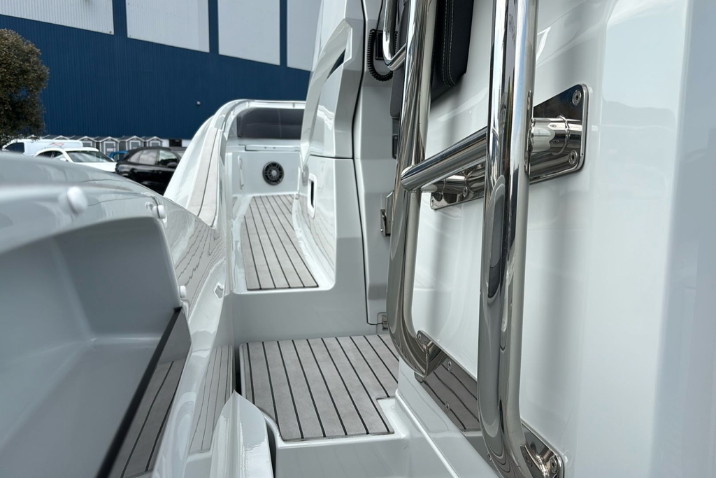 2022 ZAR Formenti 95 SL RIB Suzuki DF350