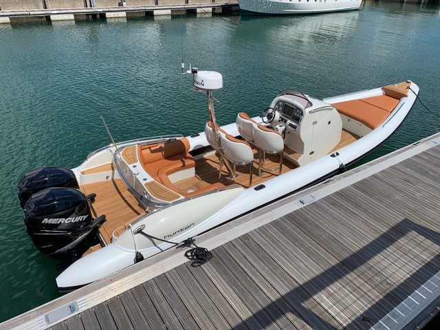 2009 Hunton 1004 RIB Twin Mercury Verado 300 L6 Supercharged Outboards.