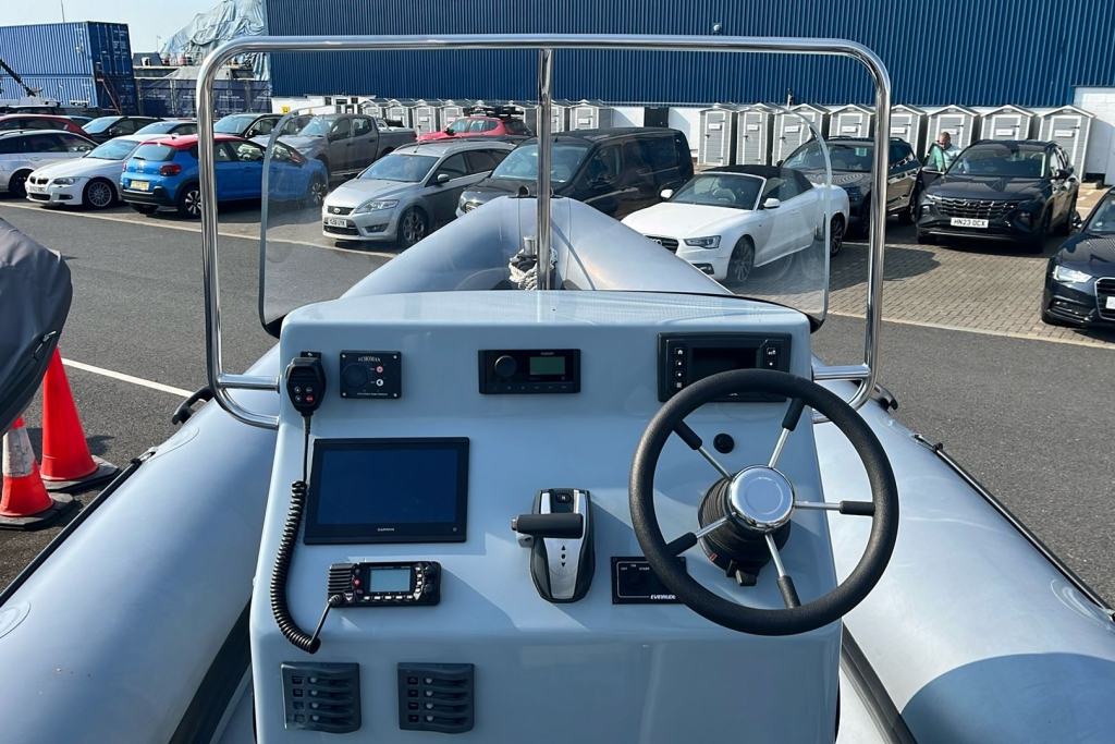 Boat Details – Ribs For Sale - 2021 Humber RIB Ocean Pro 8m Evinrude ETEC Gen 2 300