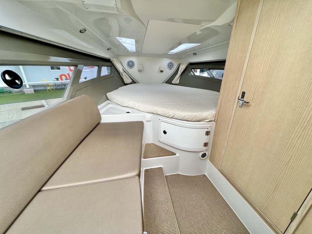 Boat Details – Ribs For Sale - 2018 Finnmaster T8 Yamaha F300BETX