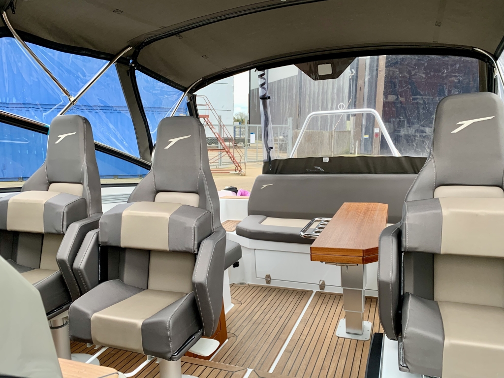 Boat Details – Ribs For Sale - 2018 Finnmaster T8 Yamaha F300BETX