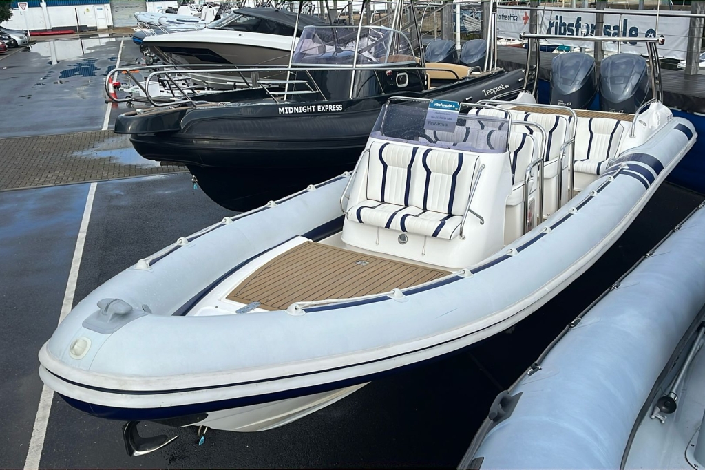 Boat Listing - 2011 Cobra RIB 9.5 Twin Yamaha F250DET