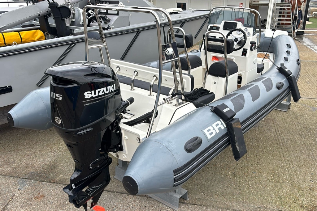 2022 Brig Navigator 570 Suzuki DF115