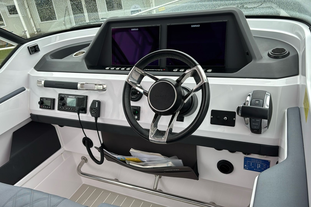 2021 AXOPAR 28 T-Top Mercury Verado L6 400