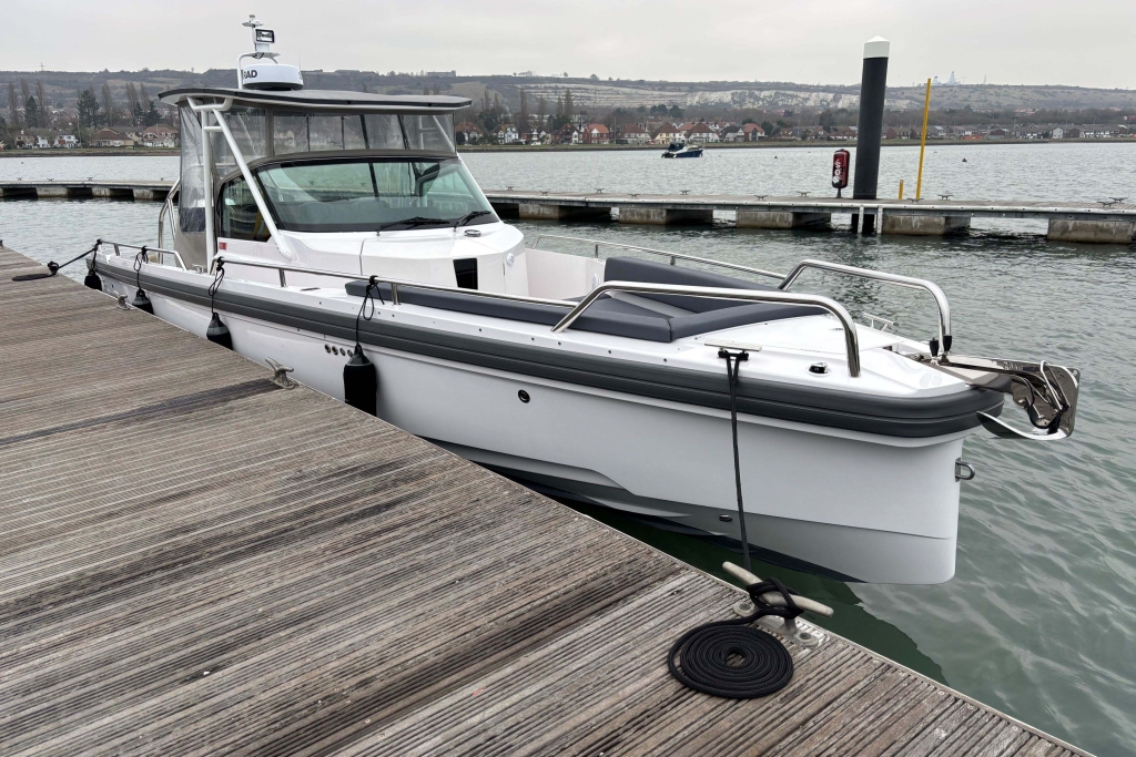 2021 AXOPAR 28 T-Top Mercury Verado L6 400